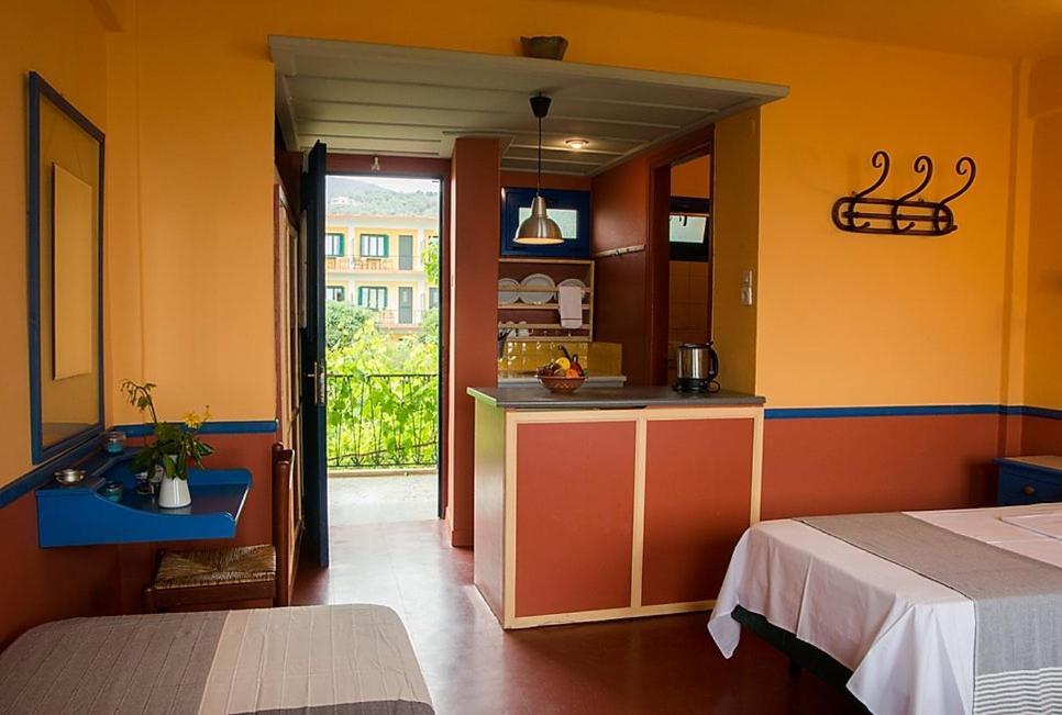 Hotel Votsala Pyrgi Thermis Luaran gambar